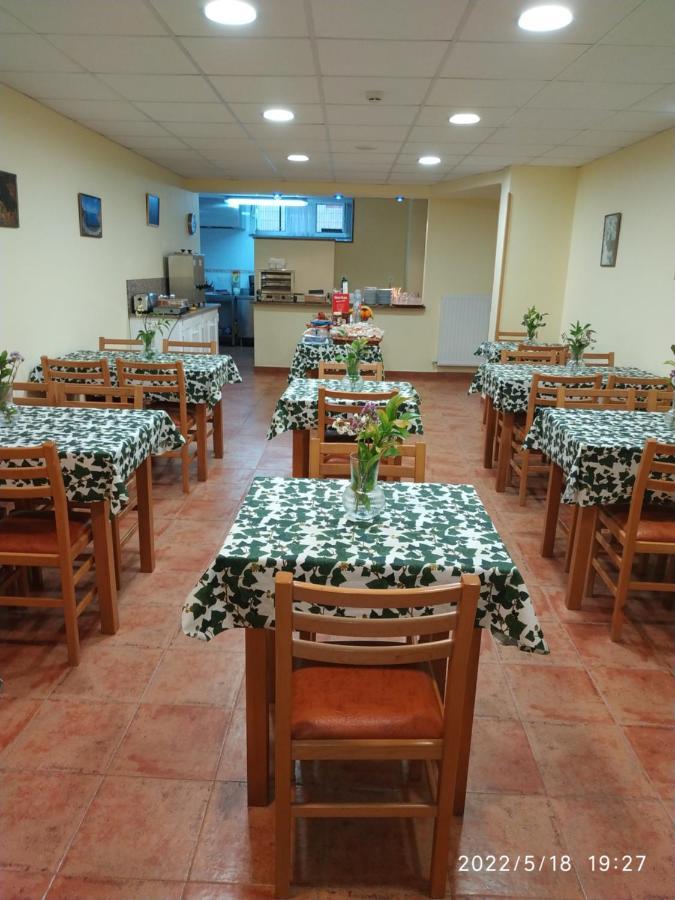 Hotel La Guindal Arriondas Ngoại thất bức ảnh